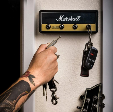 Ключница Marshall ретро на 4 ключа в виде гитарного усилителя 196х70 мм Маршал Черная (sv0060)